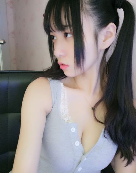 美女扒开尿口让男人捅爽_高清完整版观看